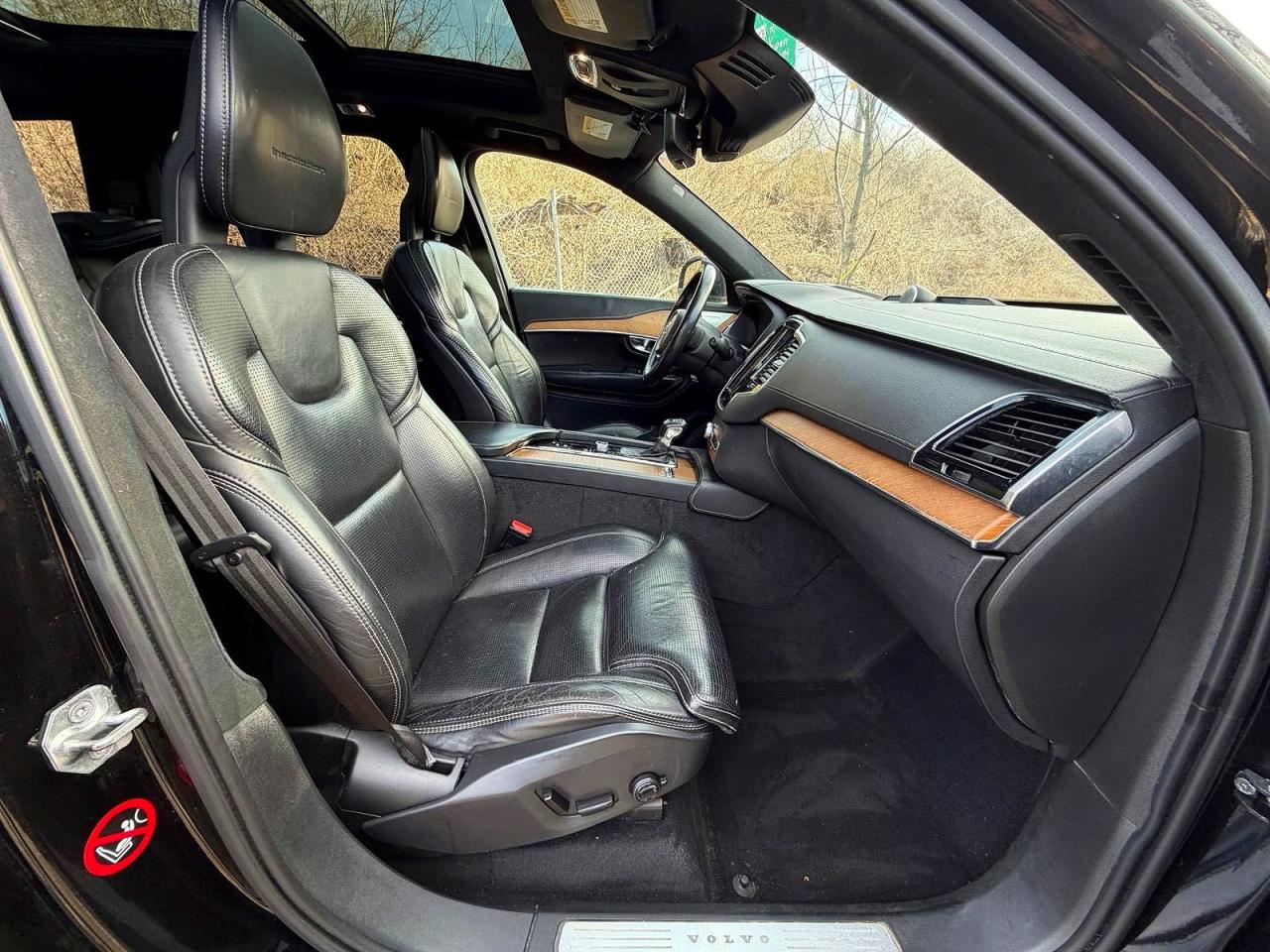 Volvo XC90 T6
