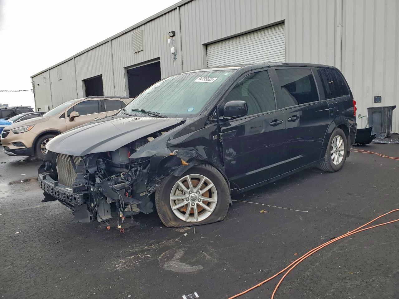 Salvage Dodge Caravan Image