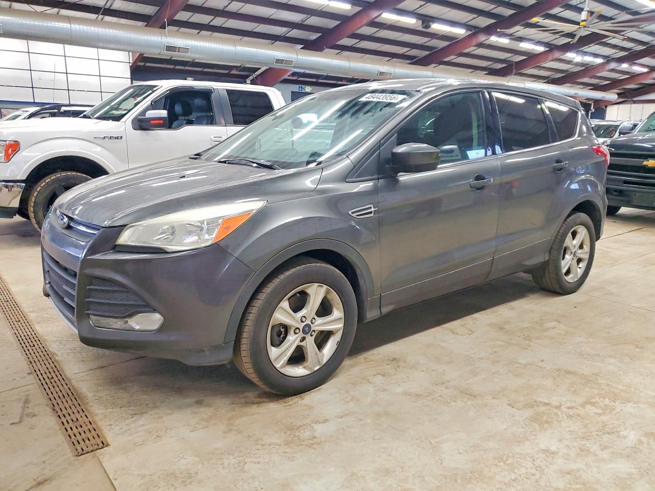 Salvage Ford Escape Image