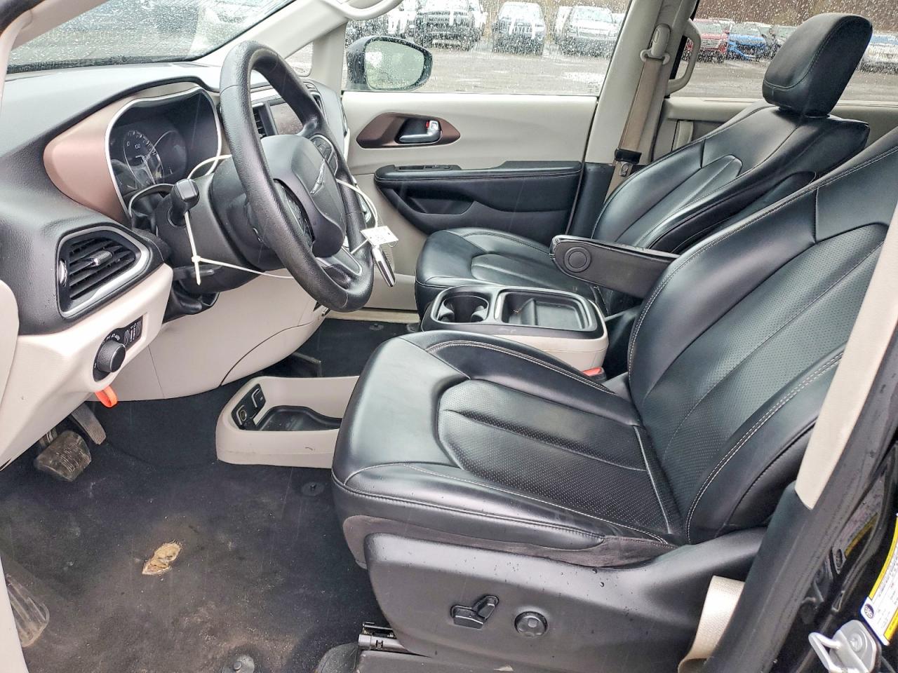 Chrysler Minivan Lxi
