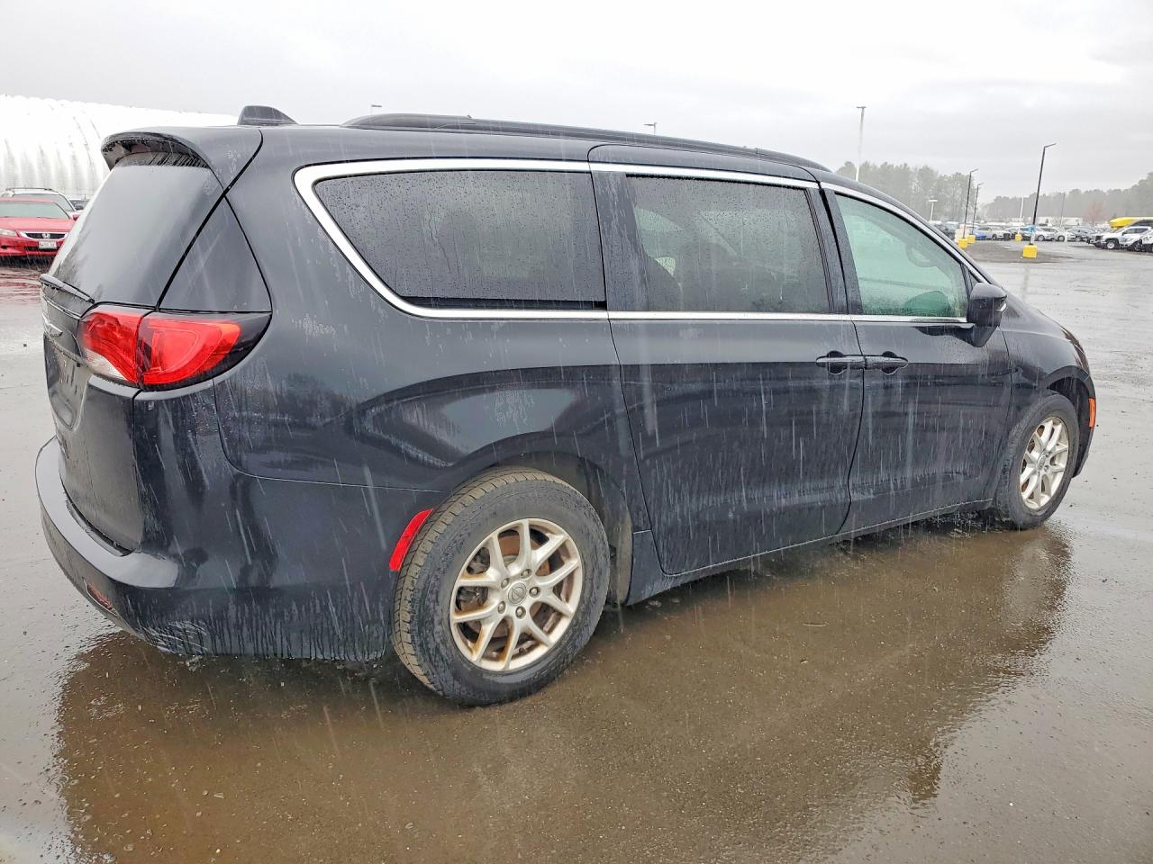 Chrysler Minivan Lxi
