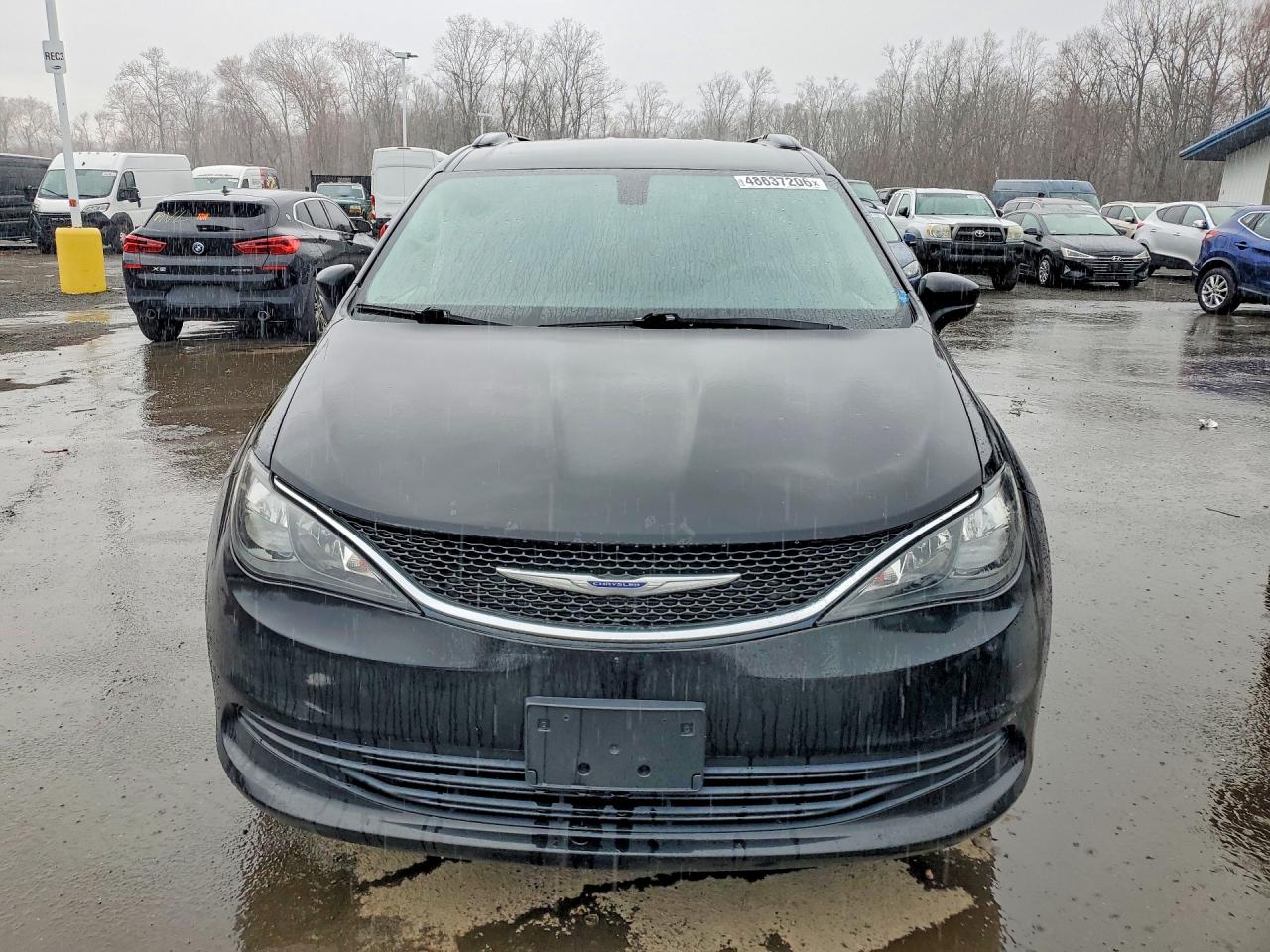 Chrysler Minivan Lxi