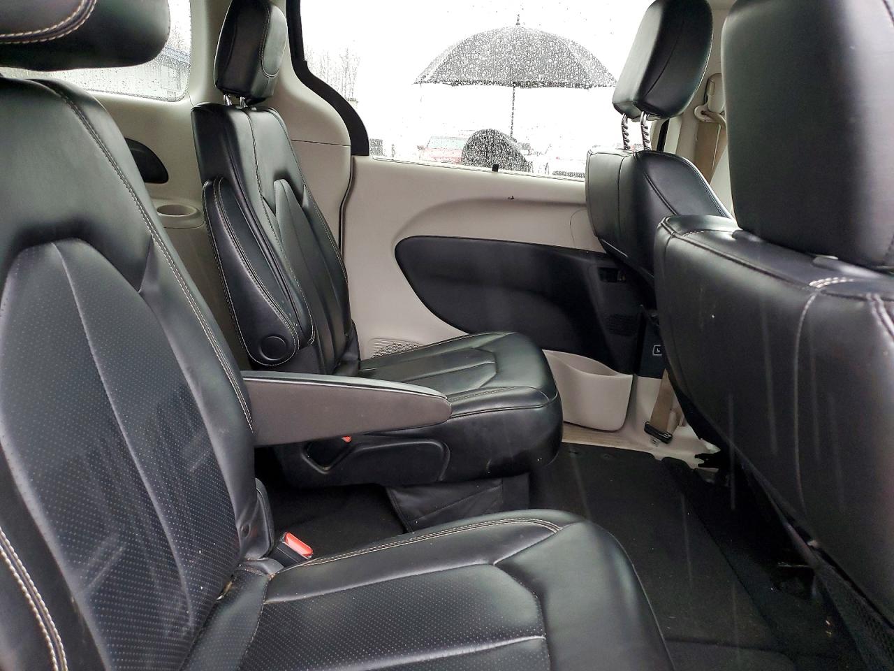 Chrysler Minivan Lxi
