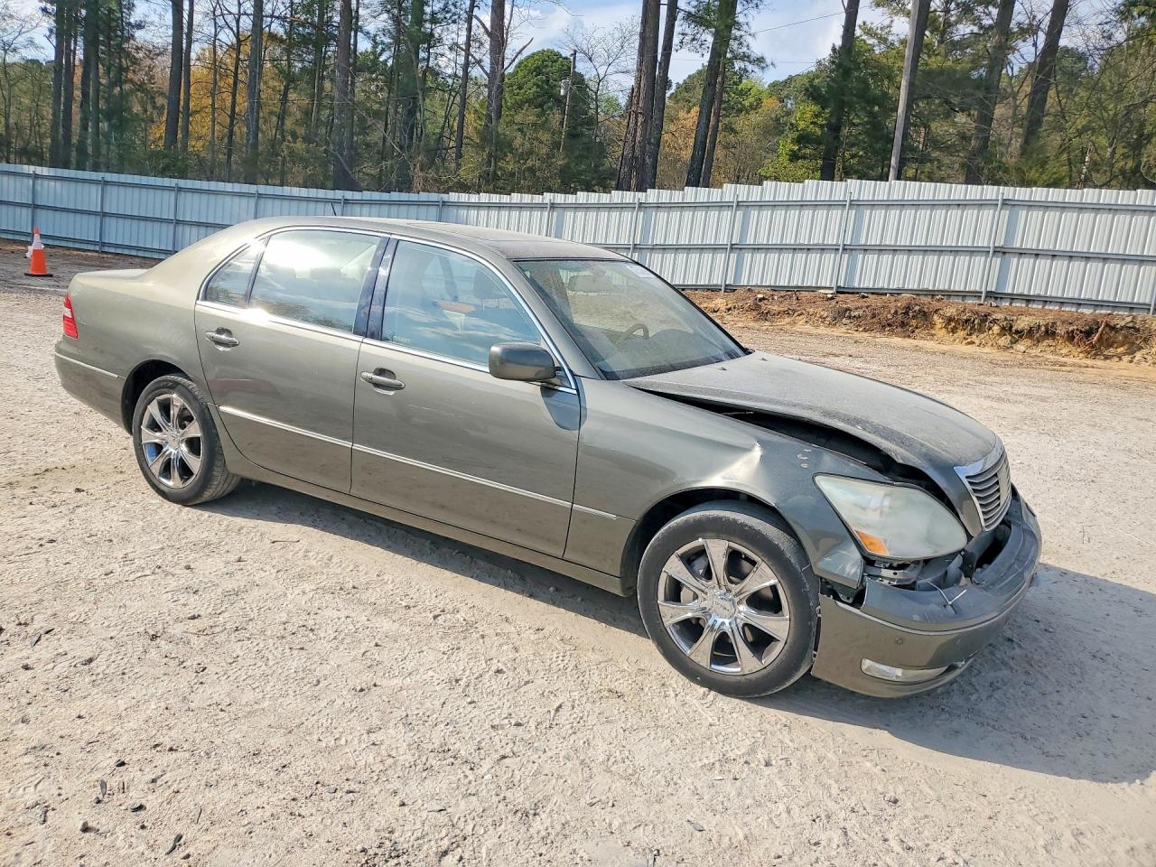 Lexus LS Base