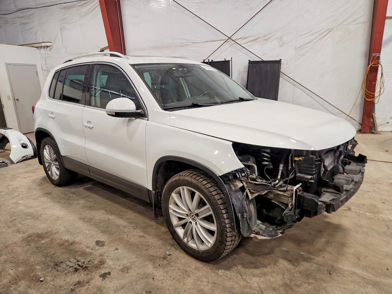 Volkswagen Tiguan S