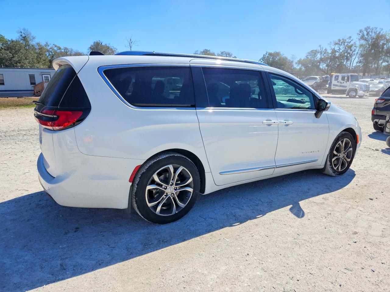Chrysler Pacifica Pinnacle