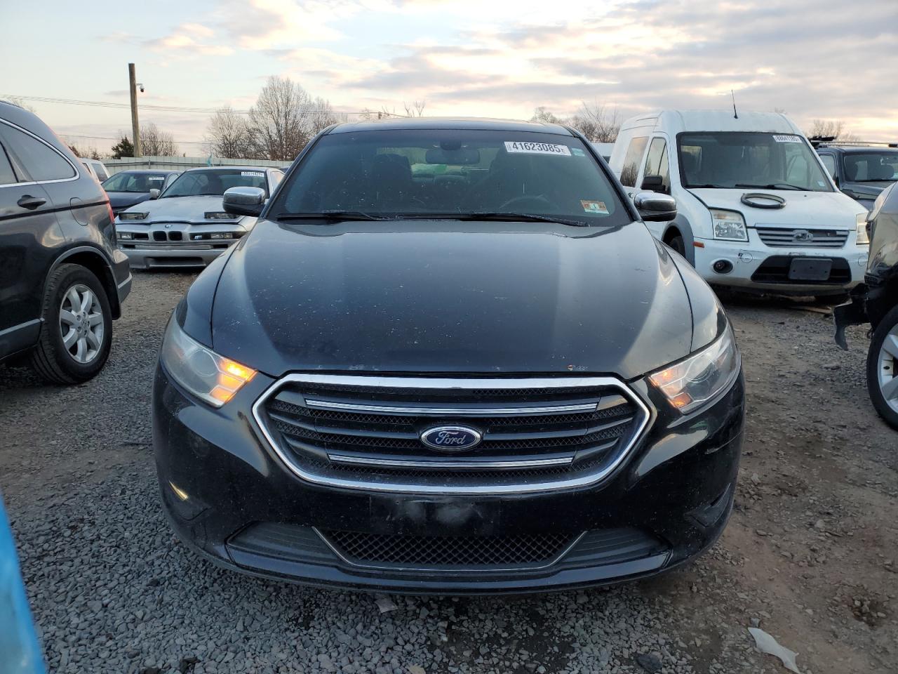 Ford Taurus Limited