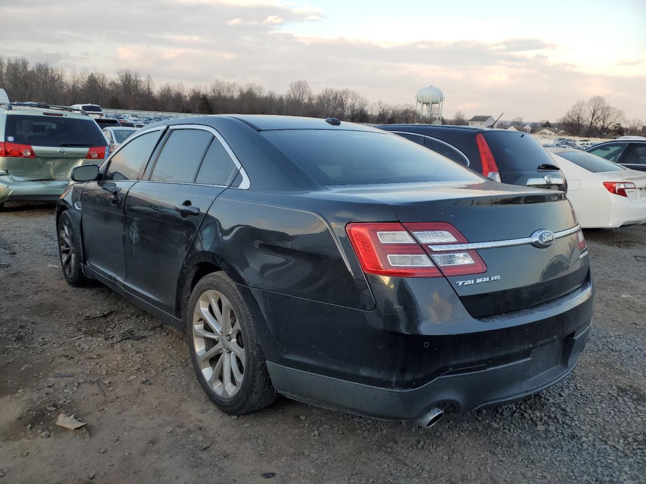 Ford Taurus Limited