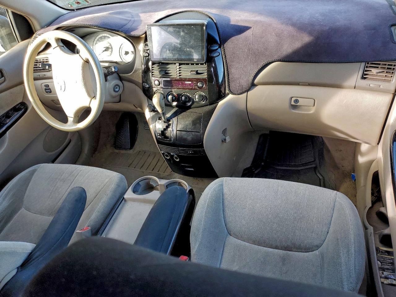 Toyota Sienna Ce