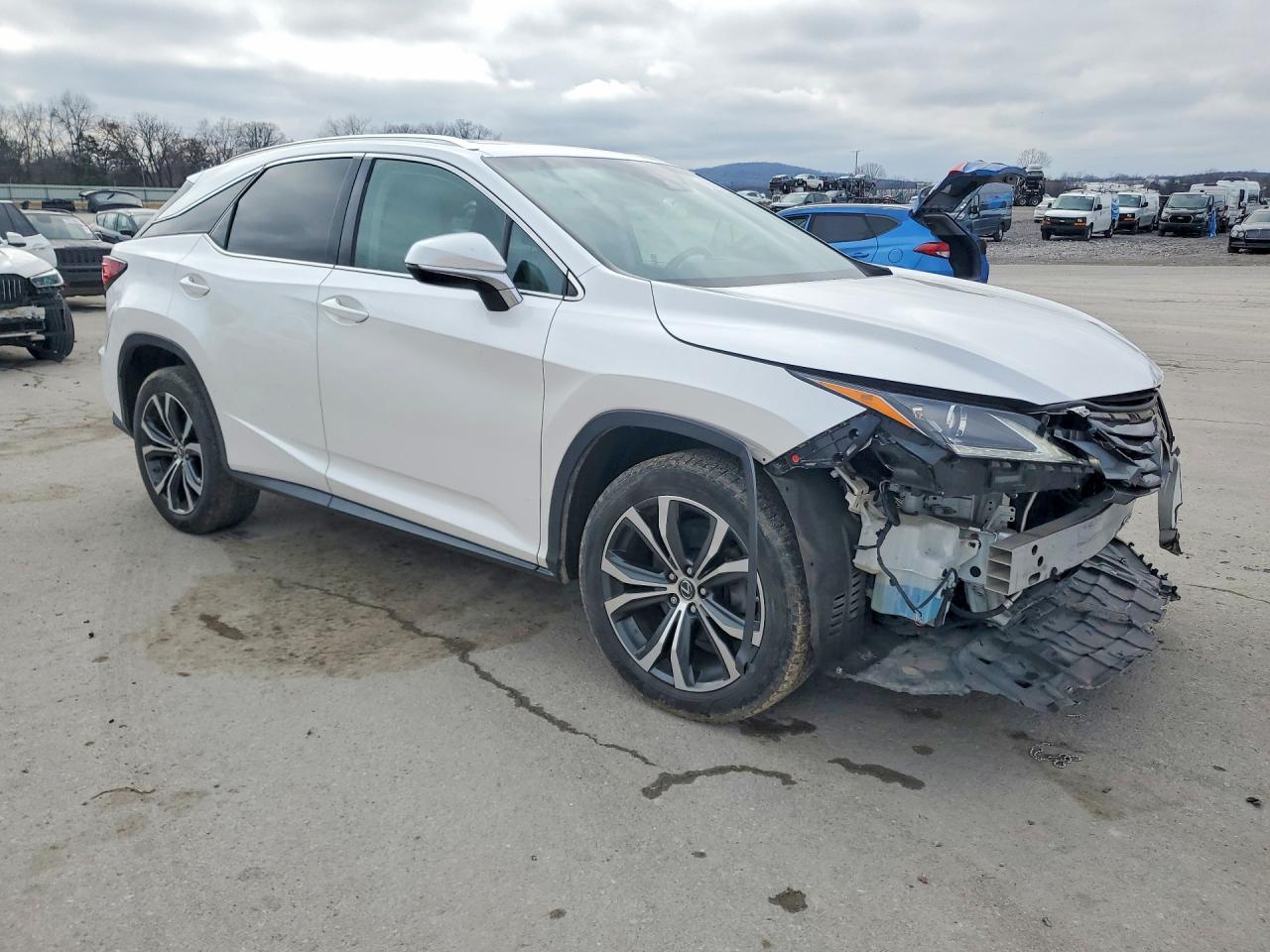 Lexus RX Base