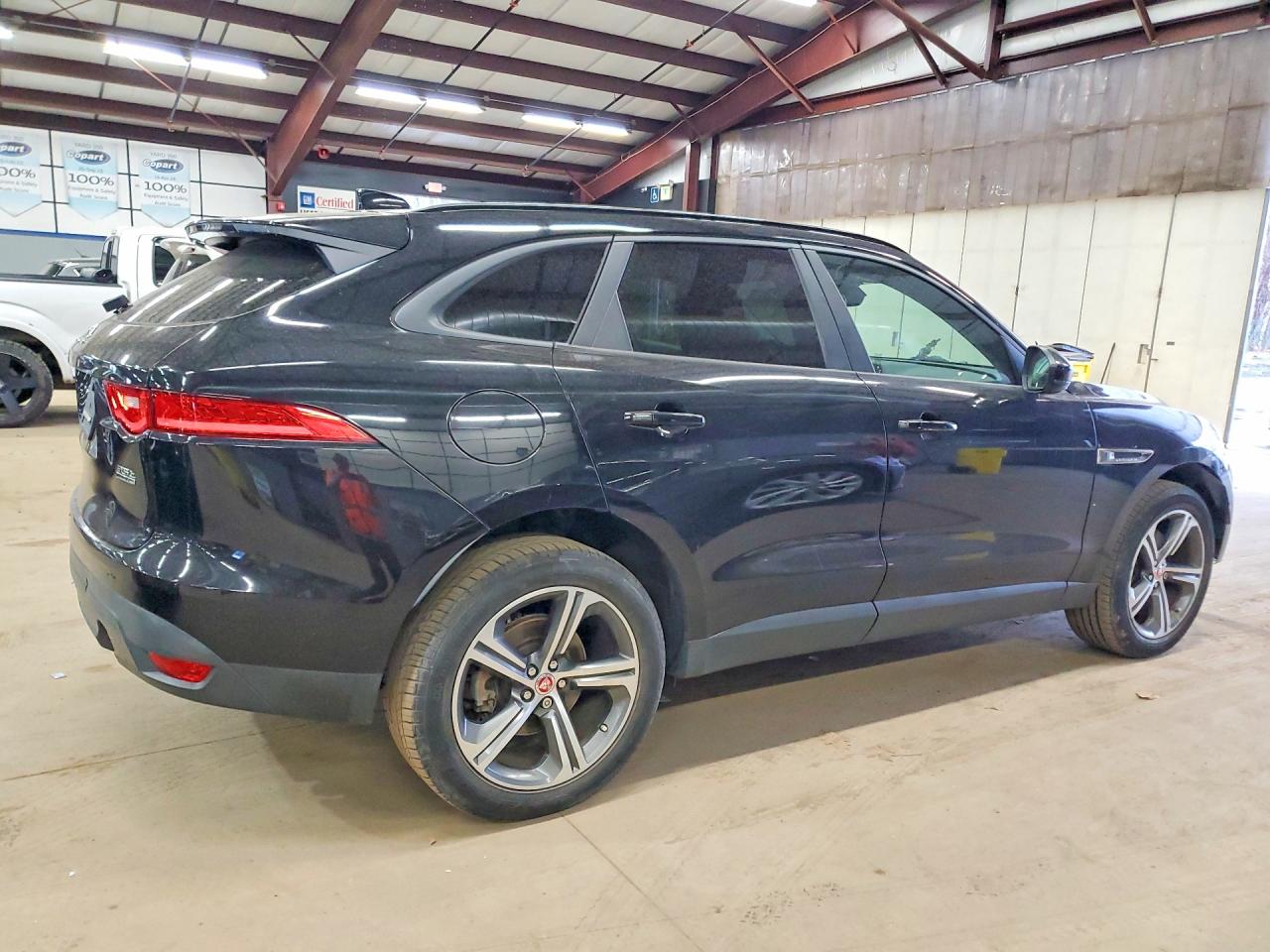 Jaguar F-PACE Premium