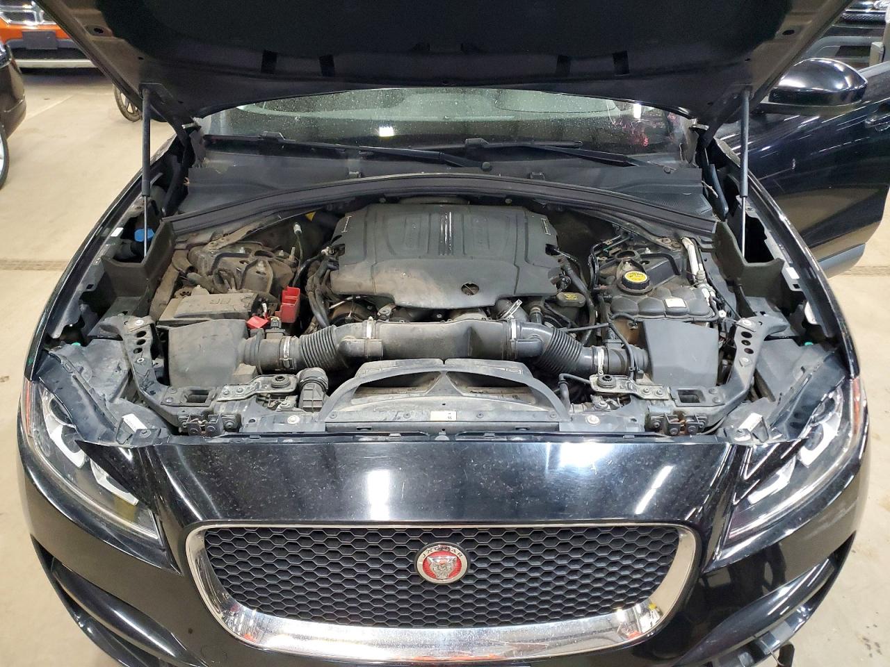 Jaguar F-PACE Premium