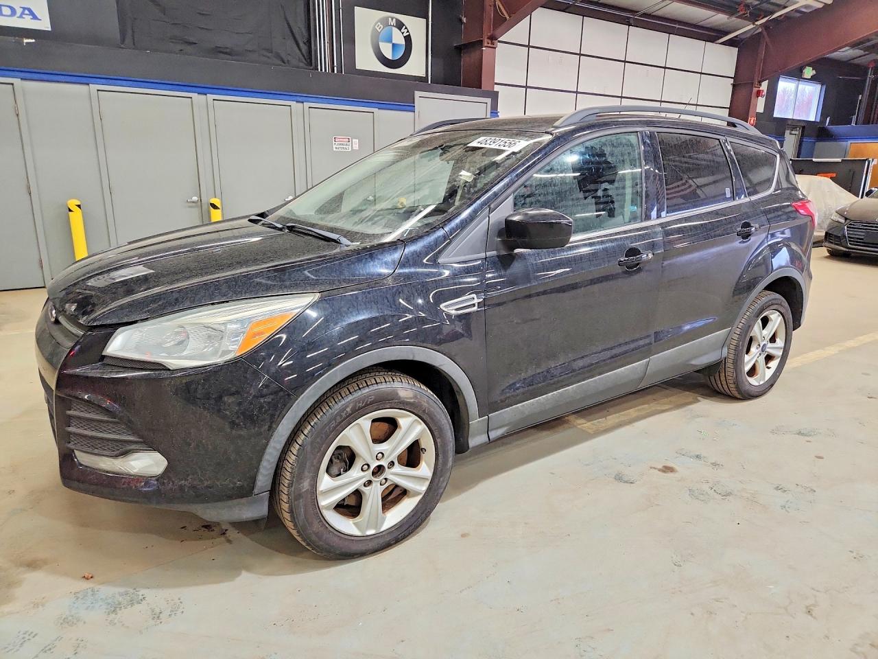 Salvage Ford Escape Image