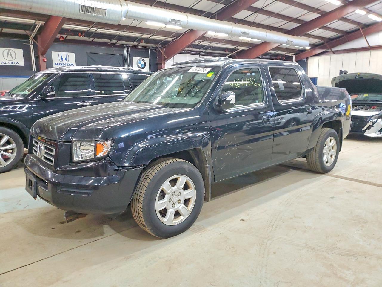 Salvage Honda Ridgeline Image