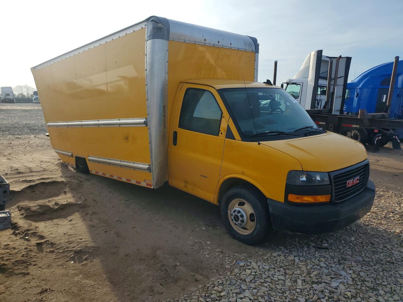 GMC Savana Cutaway G4500