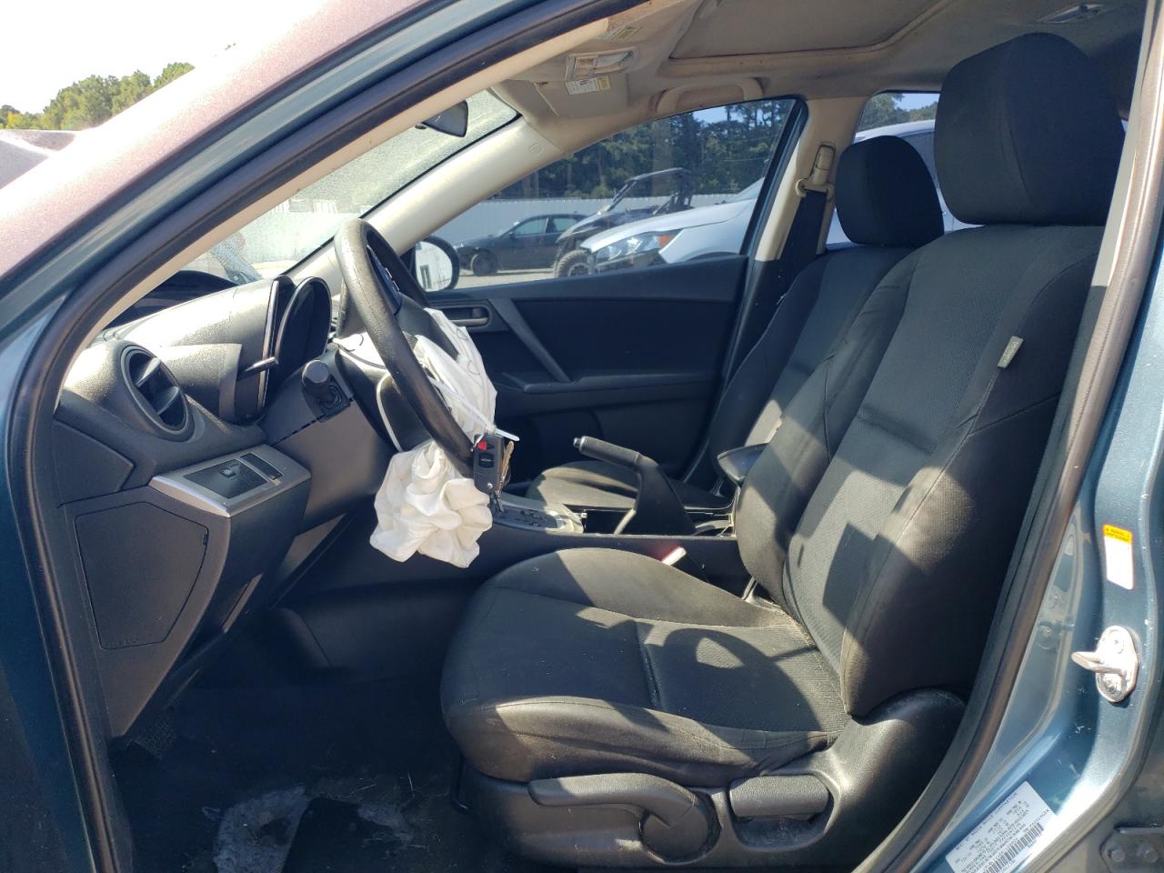 Mazda 3 I