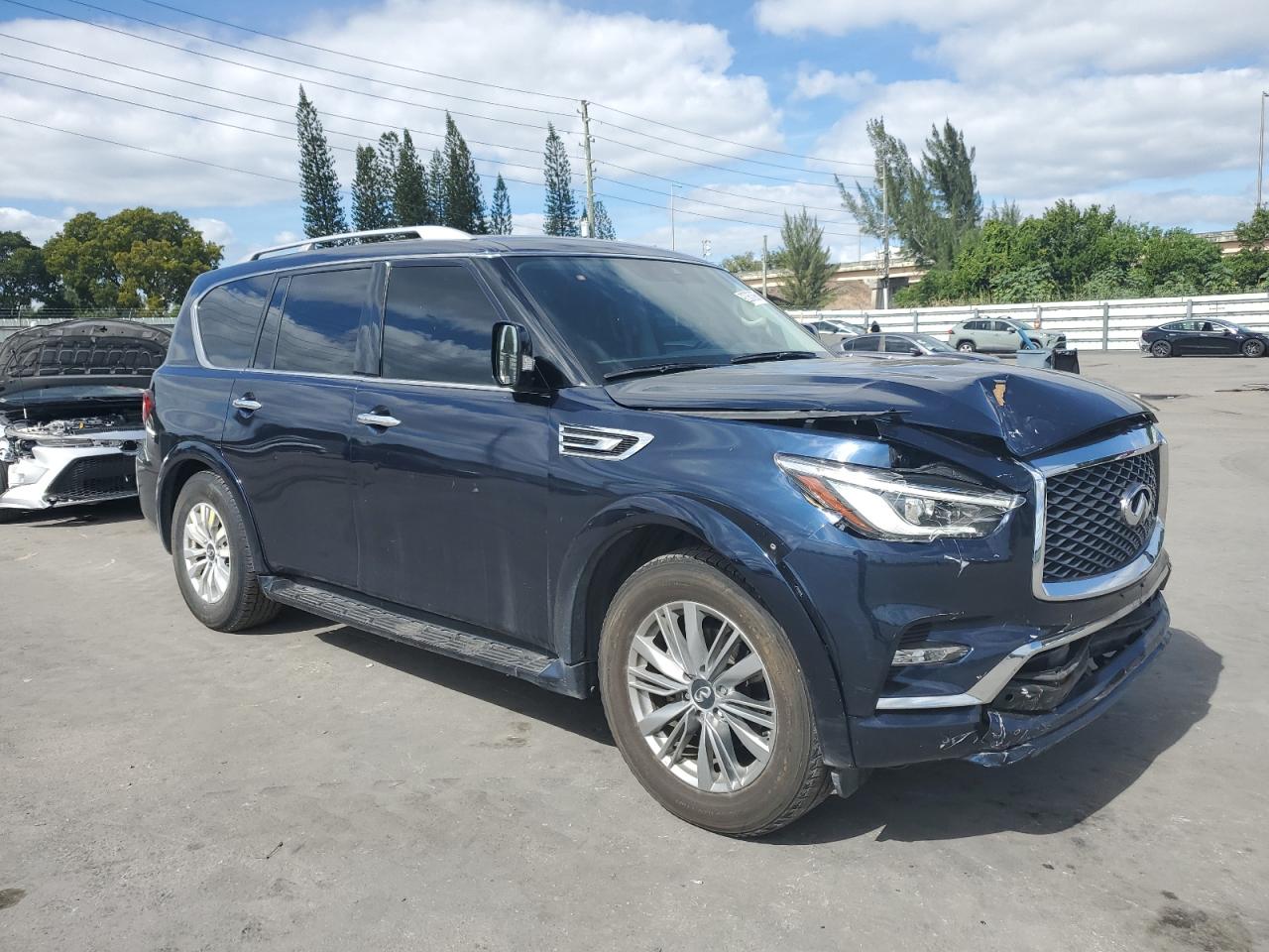 INFINITI Qx Luxe
