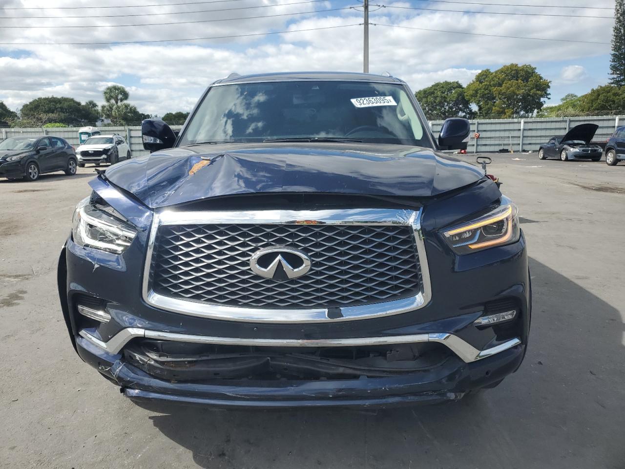 INFINITI Qx Luxe