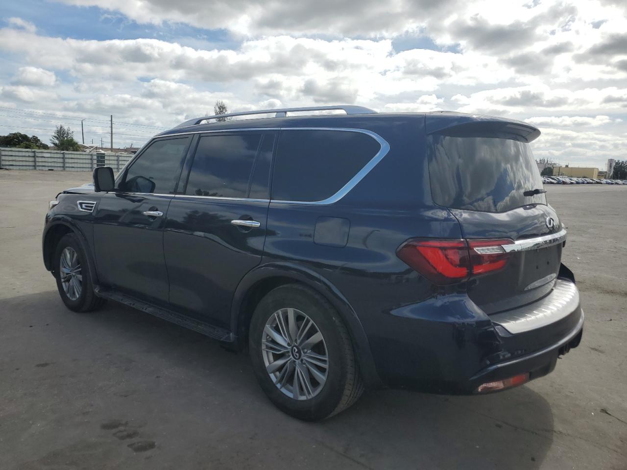 INFINITI Qx Luxe