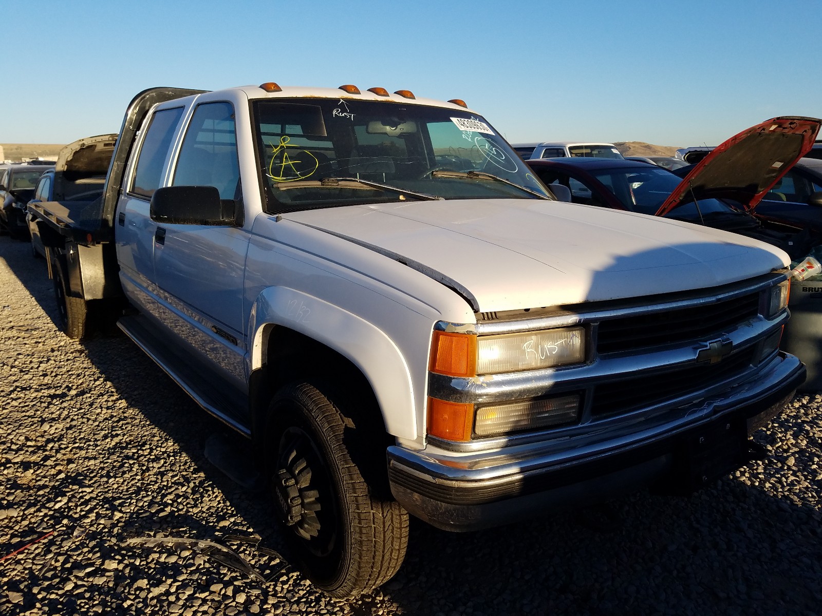 Salvage Chevrolet Gmt Image
