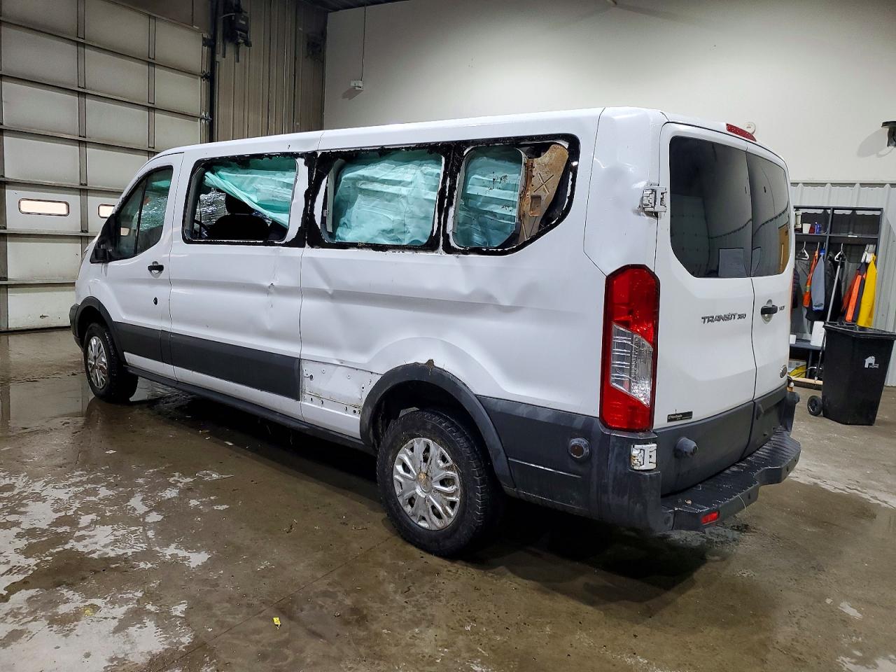 Ford Transit T-350