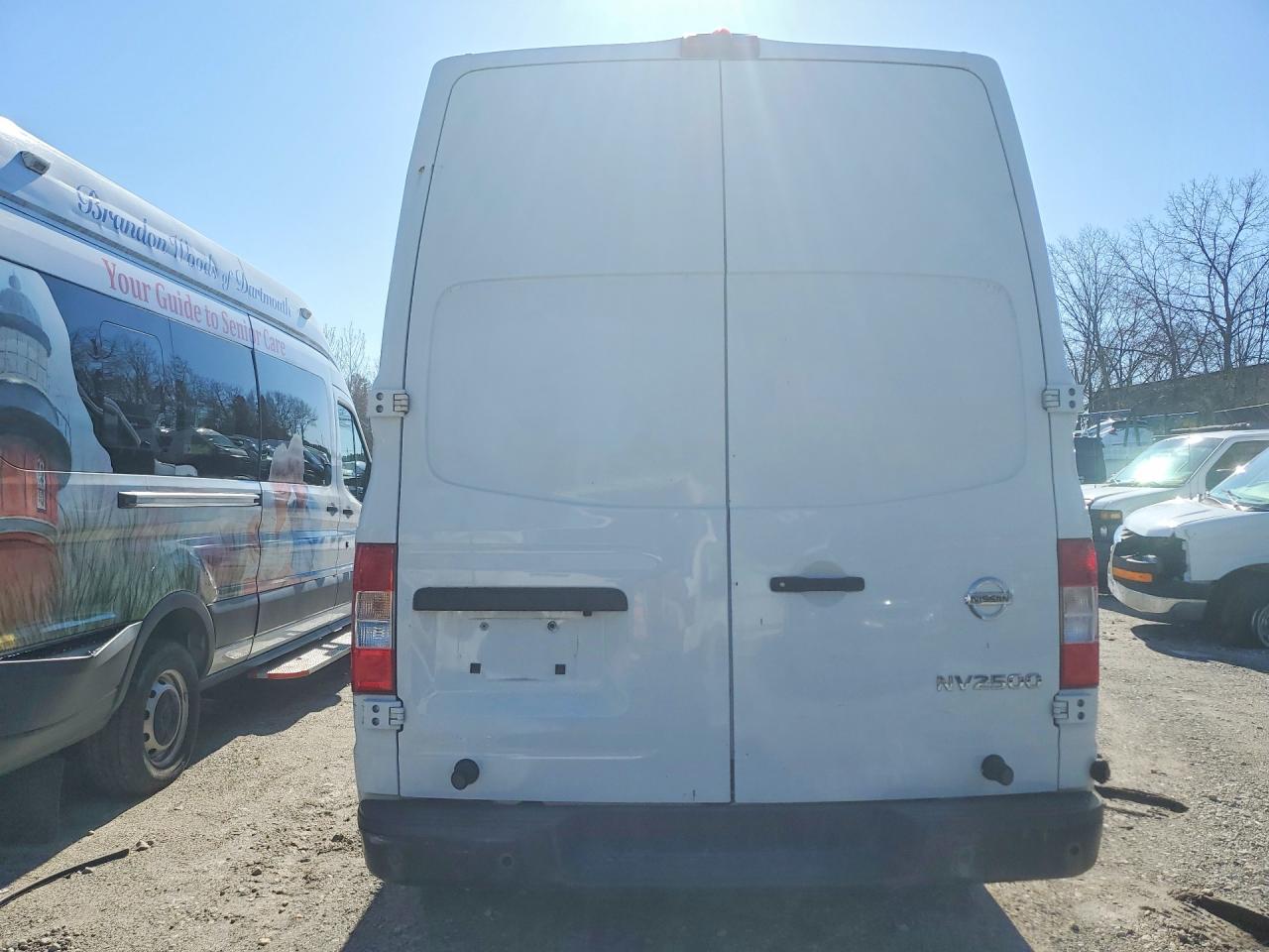 Nissan Nv 2500 Hd Sl