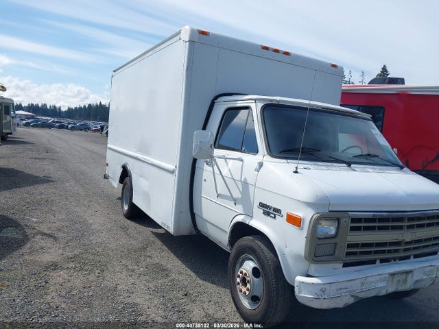 Salvage Chevrolet G30 Image