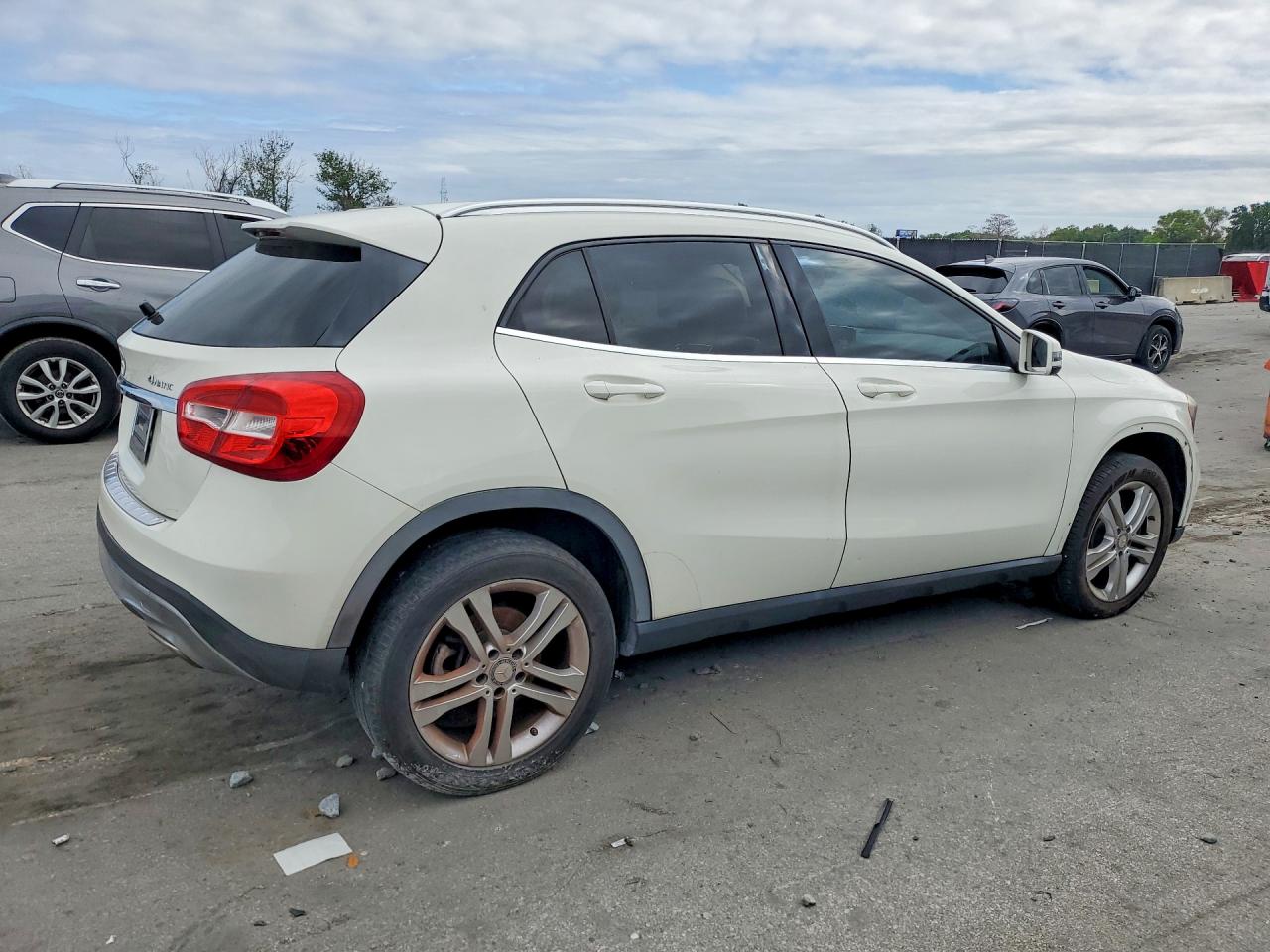 Mercedes-Benz GLA 250 4matic