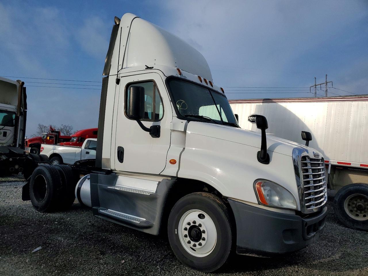 Salvage Freightliner Cascadia 1 Image