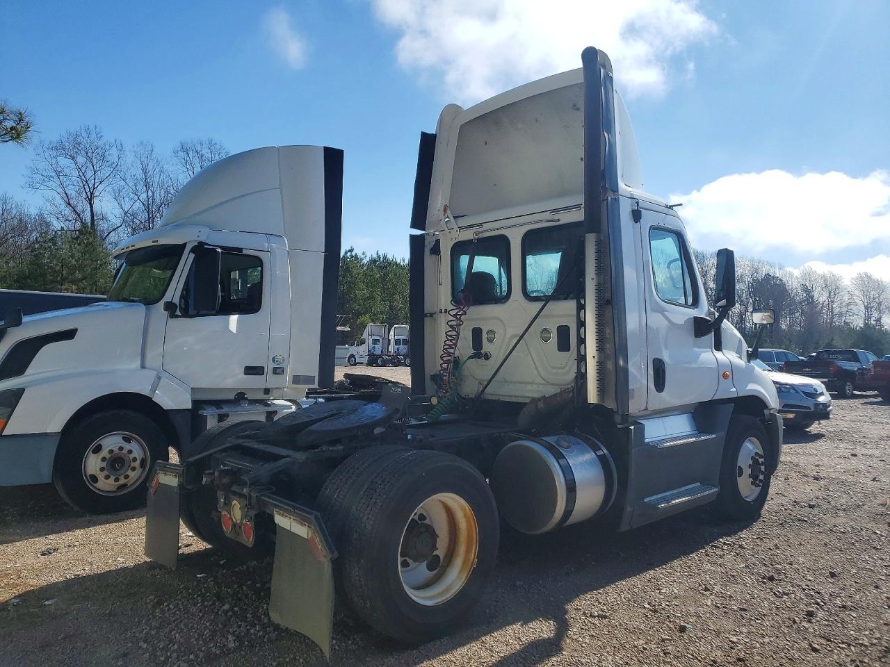 Freightliner Cascadia 1