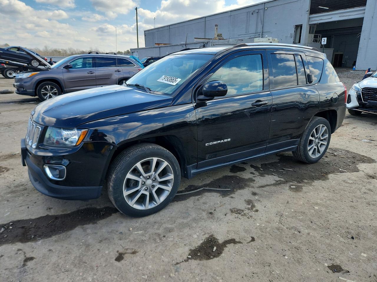 Salvage Jeep Compass Image