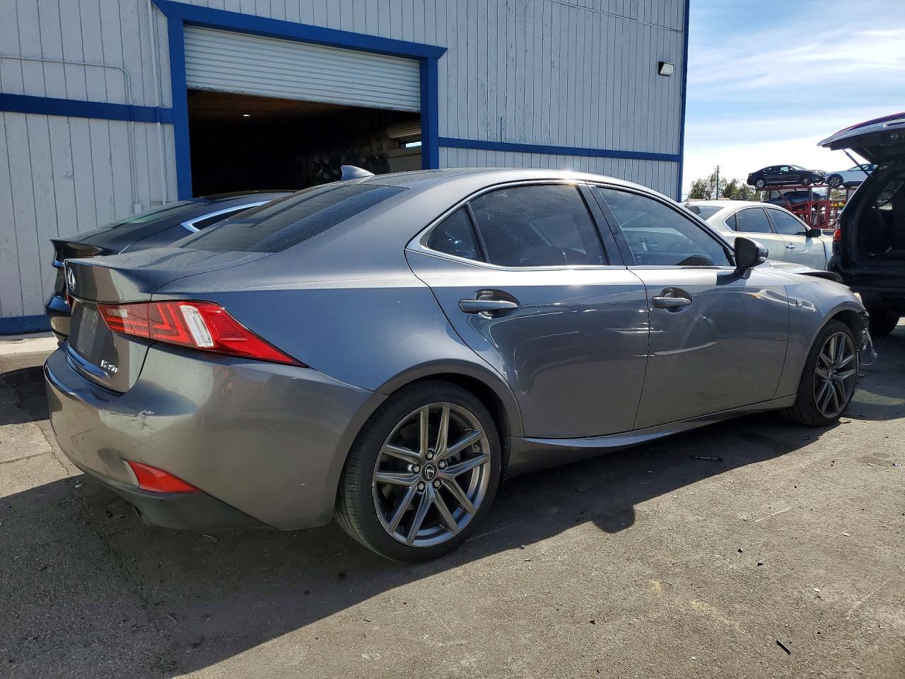 Lexus Is Base