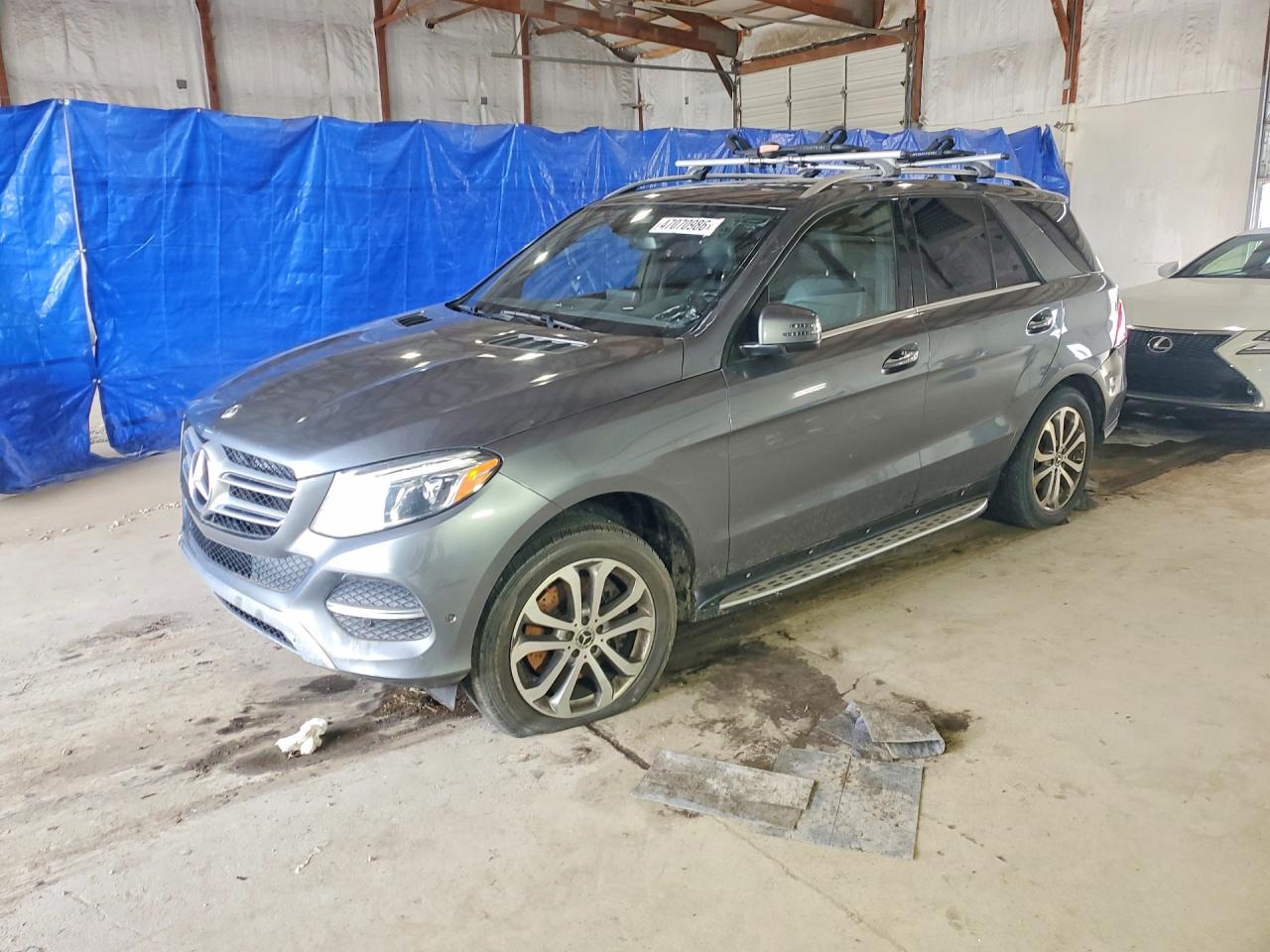 Salvage Mercedes-Benz GLE Image