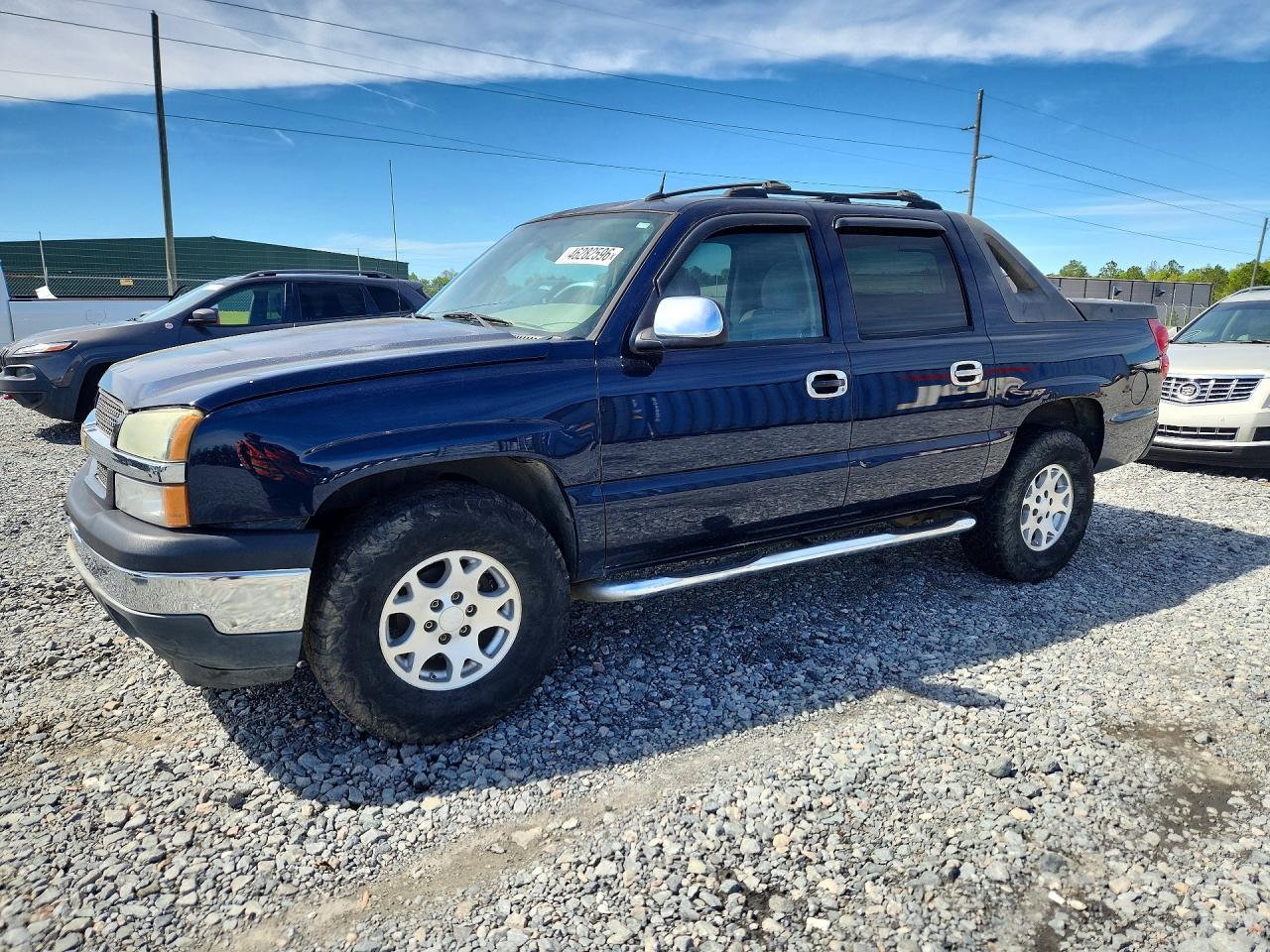 Salvage Chevrolet Avalanche Image