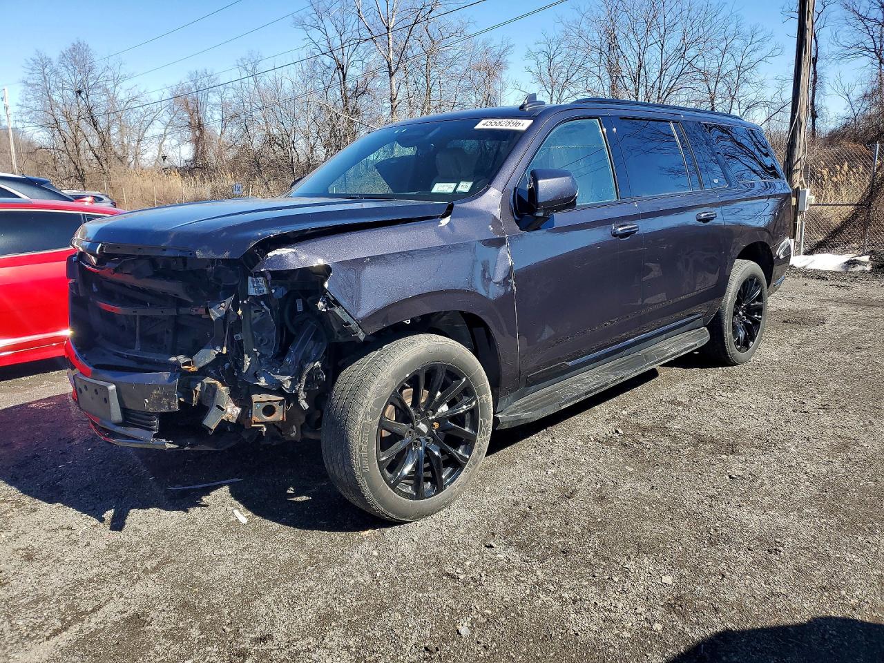 Salvage Cadillac Escalade Image