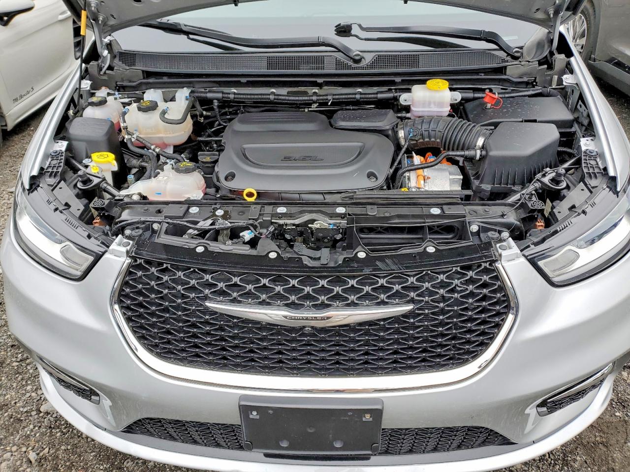 Chrysler Pacifica Hybrid Select