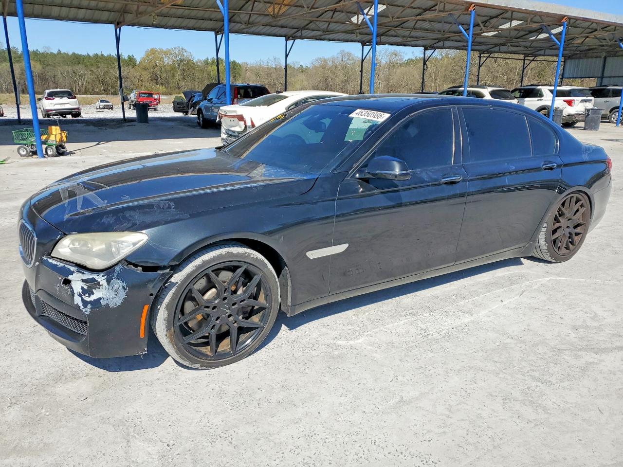 Salvage BMW 7 Series Image