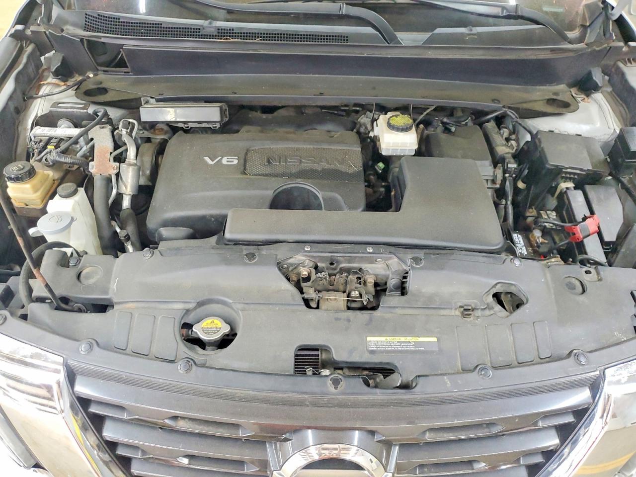 Nissan Pathfinder S