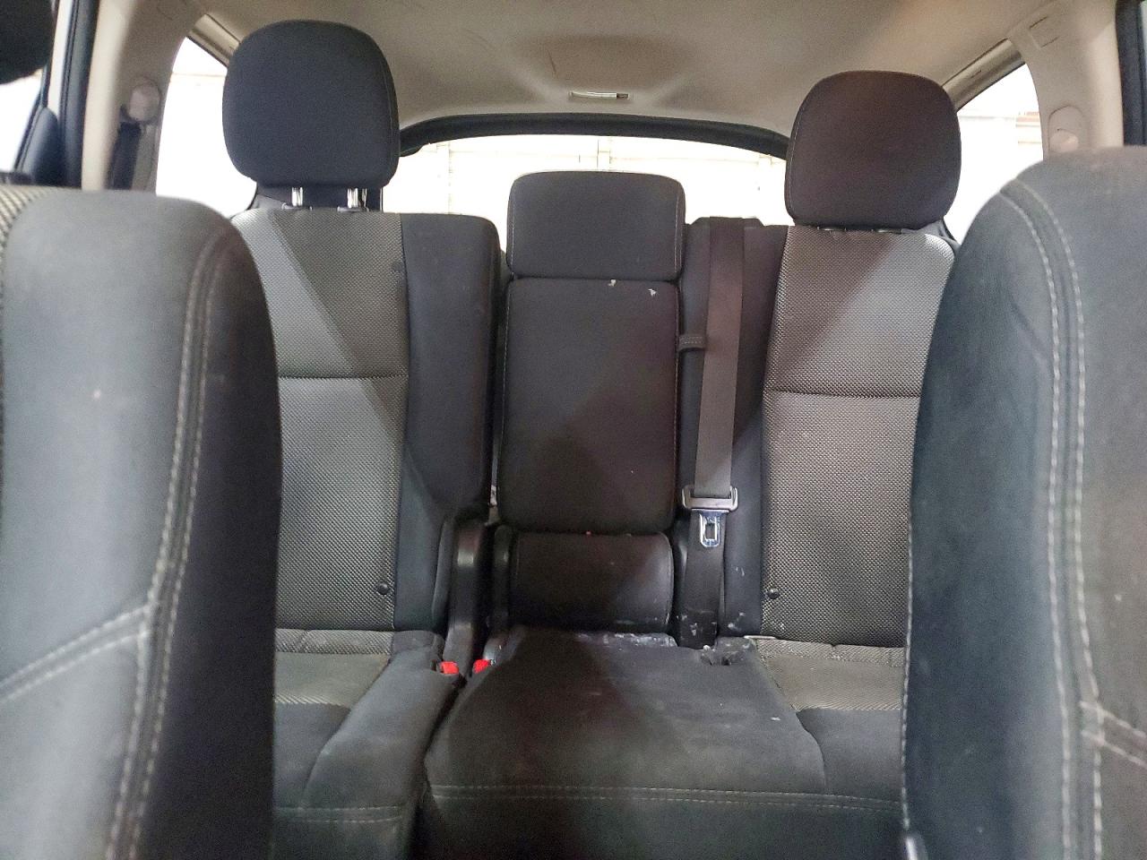 Nissan Pathfinder S