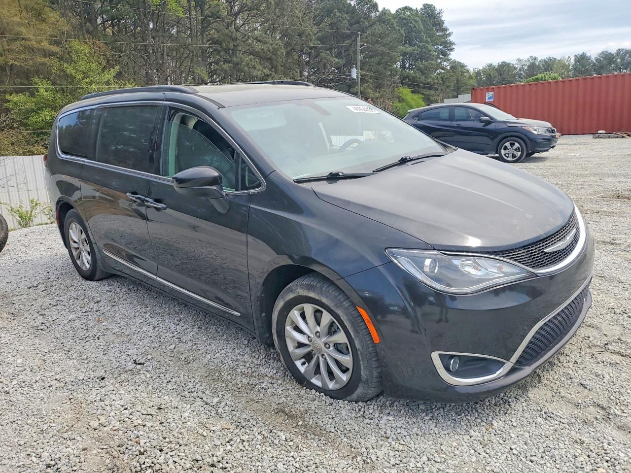 Chrysler Pacifica Touring L