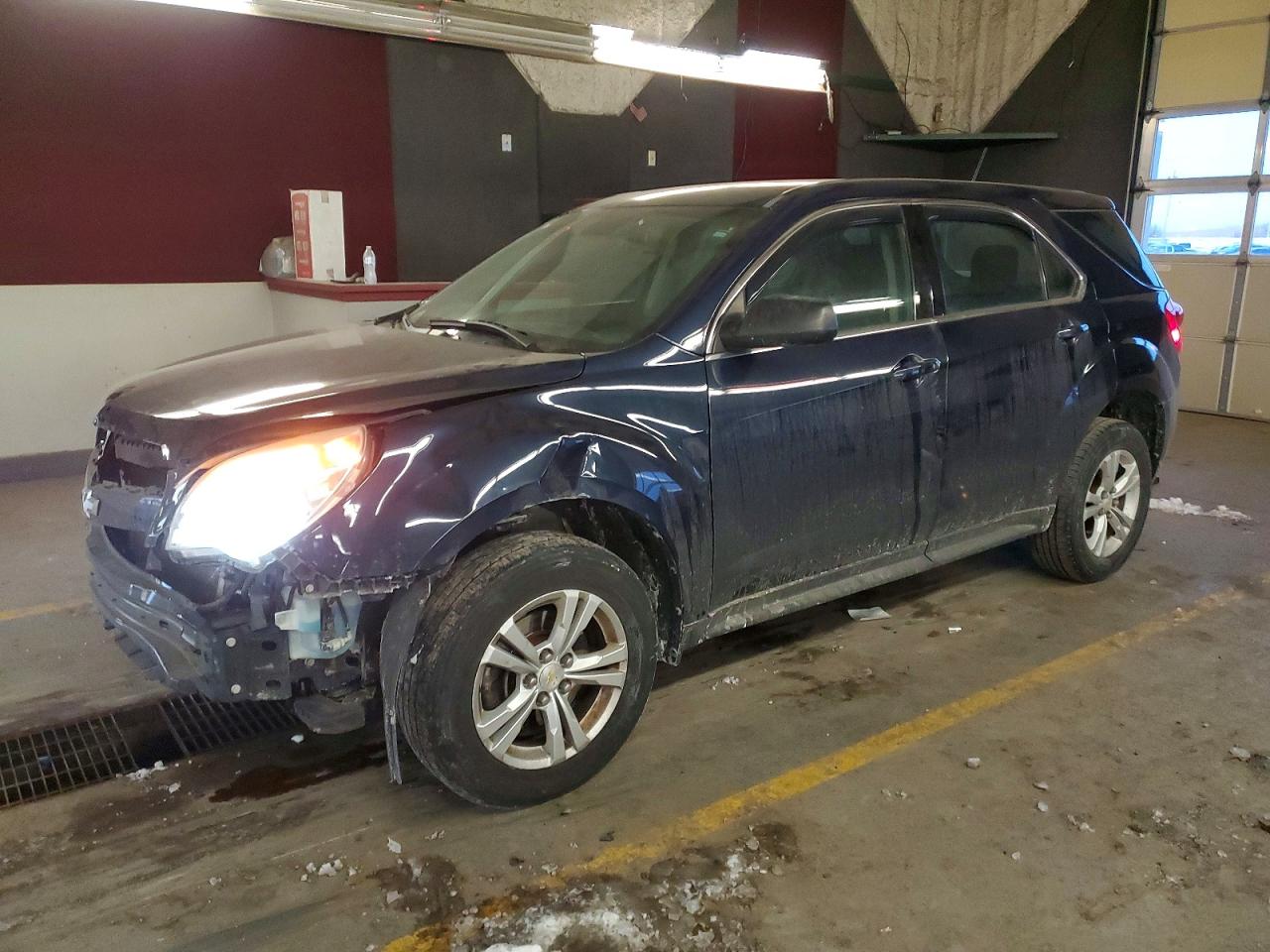 Salvage Chevrolet Equinox Image