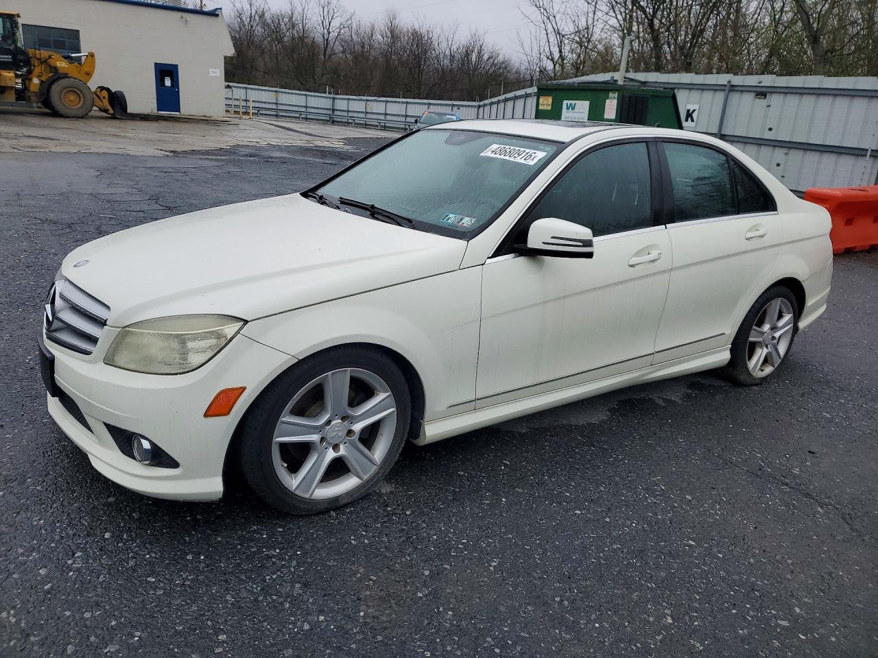 Salvage Mercedes-Benz C-Class Image