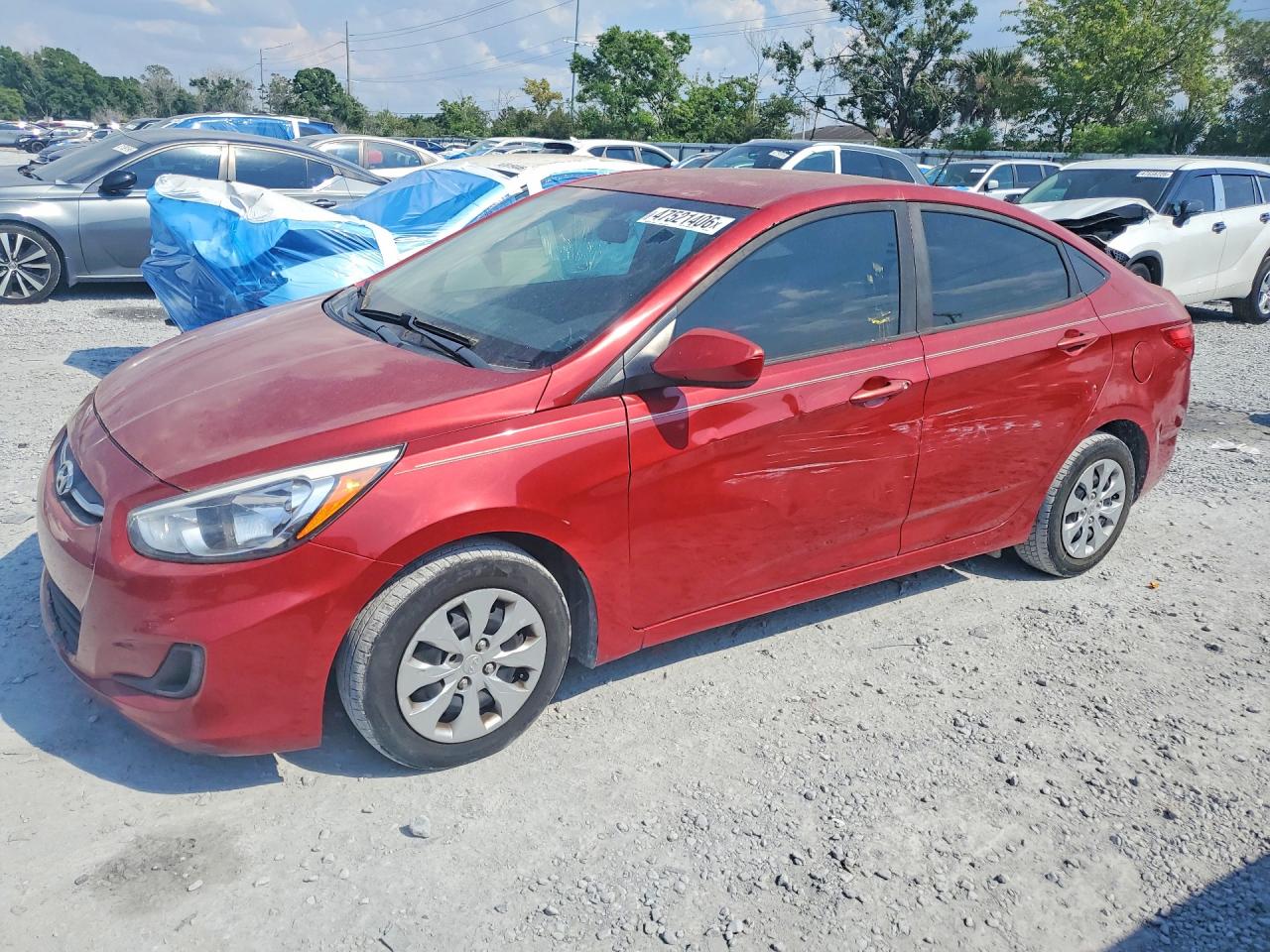 Salvage Hyundai ACCENT Image