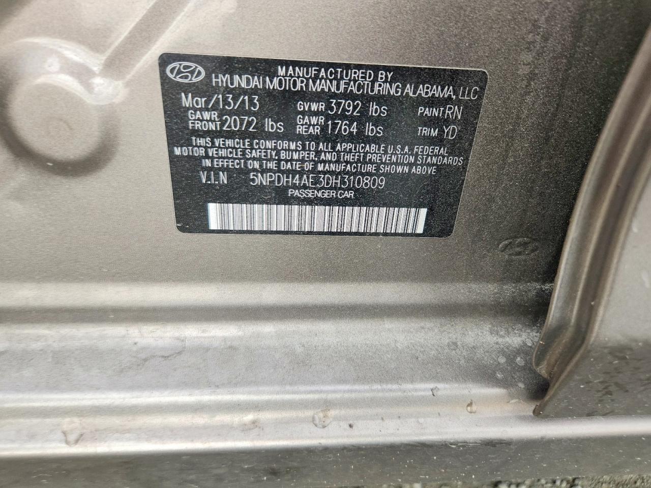 Hyundai ELANTRA