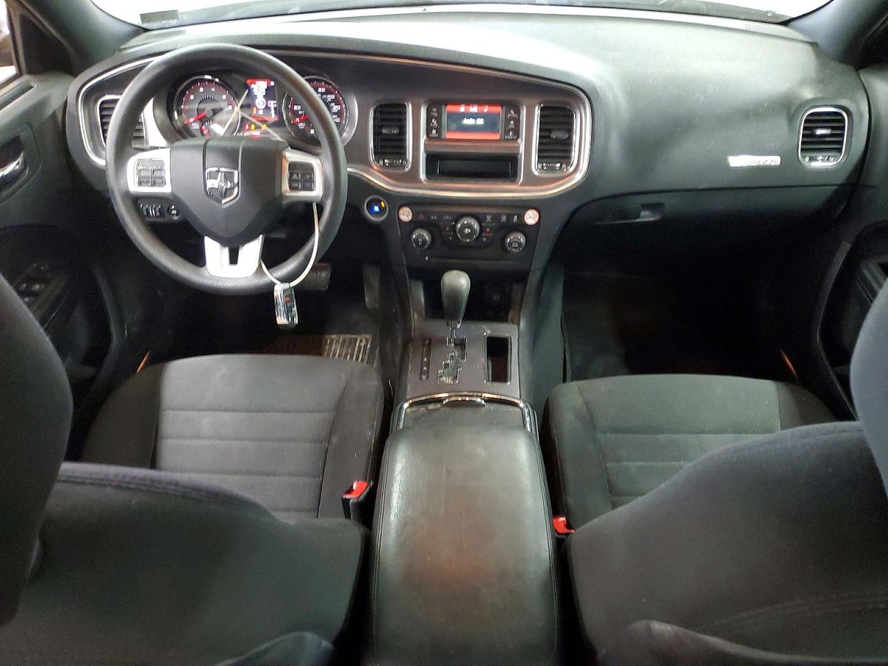 Dodge Charger Se