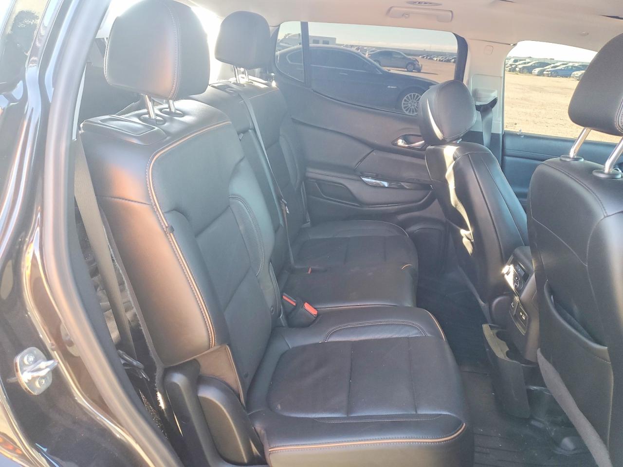 GMC Acadia At4