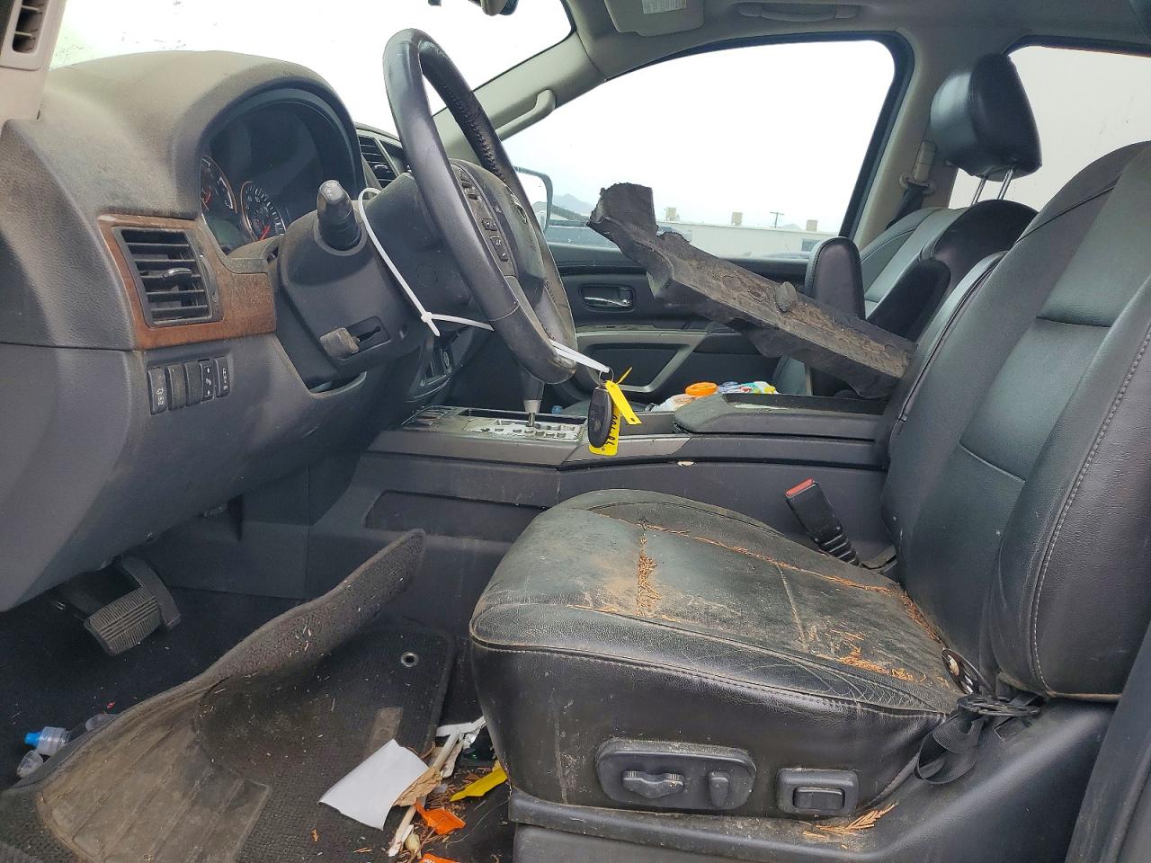 Nissan Armada Sl