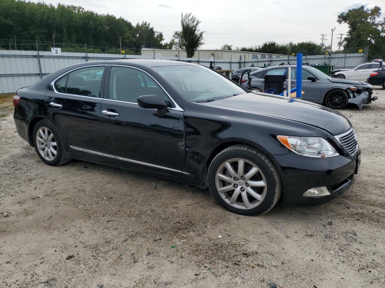 Lexus LS 460