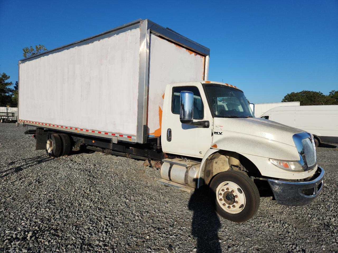 International Mv607