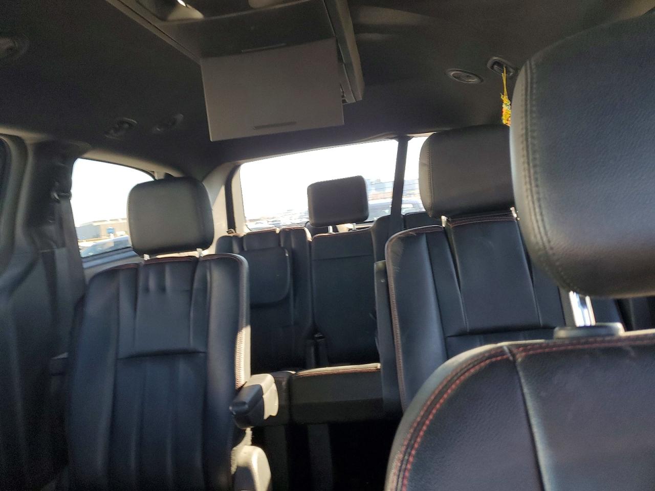 Dodge Caravan